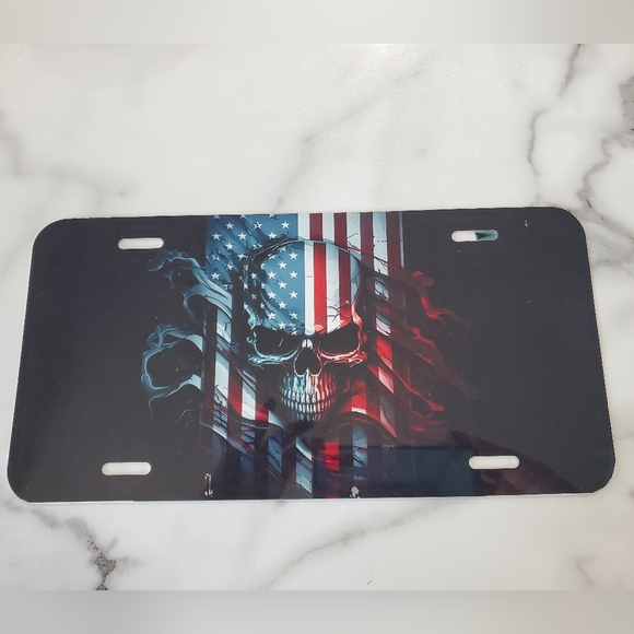 American Flag Skull License Plate - Picture 1 of 3